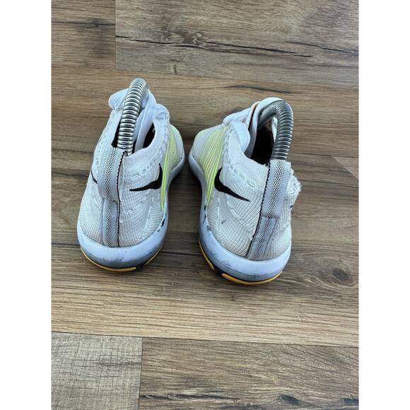 Nike Women Free Transform Flyknit Running Trainers 833410 100 Size 6.5 - Picture 3 of 7